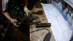 Реставрация большёго винтового домкрата с металолома