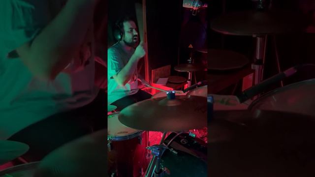 Linkin Park & Високосный год «Тихий огонек» drum cover by Max Bobko смотреть онлайн