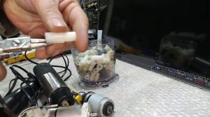 Как вынуть втулку моторного блока блендера? Лайфхак...