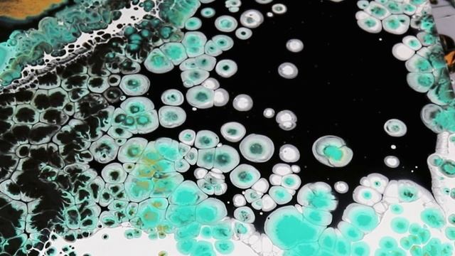 #187 PEARL POUR ? Sembrano Meduse! Fluid Art Painting in Italiano смотреть онлайн