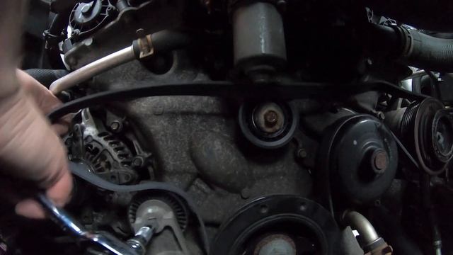 2011-2013 Jeep V6 Serpentine Belt Replacement смотреть онлайн