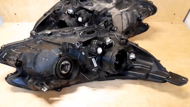 Фары левая правая для Honda CRV IV рестайлинг 2014 2015 2016 2017 2018 года выпуска ксенон биксенон смотреть онлайн