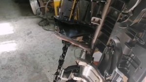 Замена радиатора печки и ковролина Пежо 407.