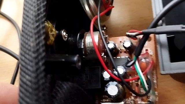 Разборка и обзор плат в компьютерных колонках фирмы SPEEDLINK смотреть онлайн