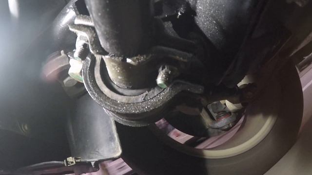 Mercedes ML320 cdi Suspension noise - Sway Bar Bushings (W164) смотреть онлайн