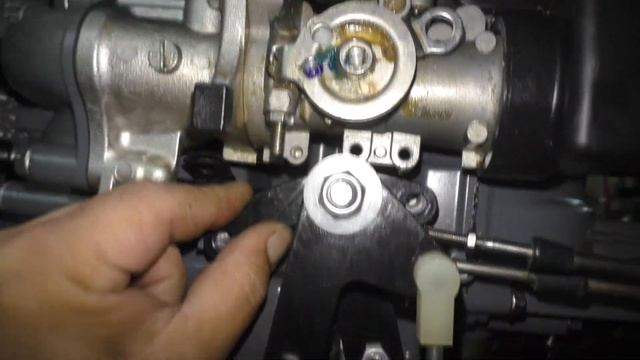 Установка комплекта подключения дистанционного управления на SUZUKI DF20A смотреть онлайн