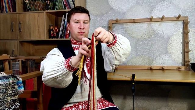 Плетение квадратного шнура в технике "В ёлочку" смотреть онлайн