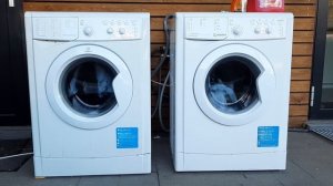 Wash race #1! Indesit IWC51451 vs Indesit IWC5125 15min program