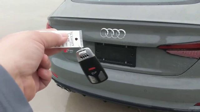 Audi S5 Hands Free Trunk Tutorial смотреть онлайн