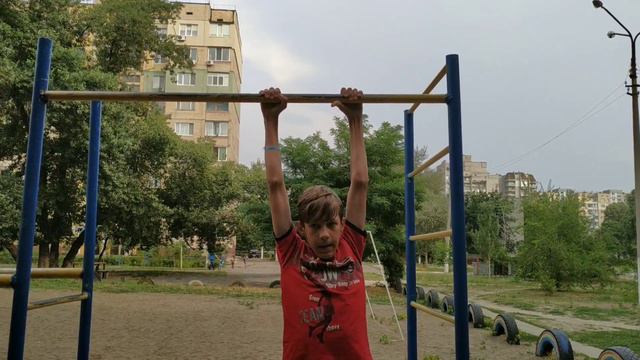 ИГРА НА ТУРНИКЕ "КОЛИЧЕСТВО" // БИЦУХА С НУЛЯ смотреть онлайн