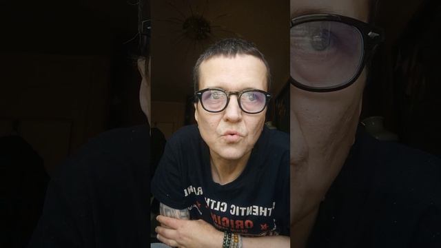 Салют это Валера Седой! опять про первый раз, опять советы и ничего смешного! смотреть онлайн