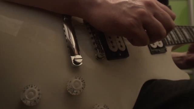 Струнодер 3.0 — Gibson Les Paul Studio смотреть онлайн