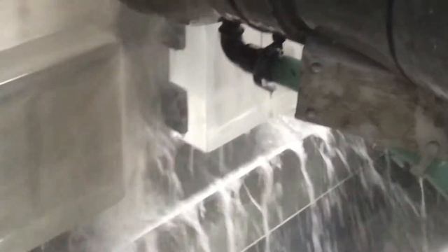 Фасад из стеклянного кирпича / Амстердамский бутик Chanel / Crystal Houses in Amsterdam смотреть онлайн