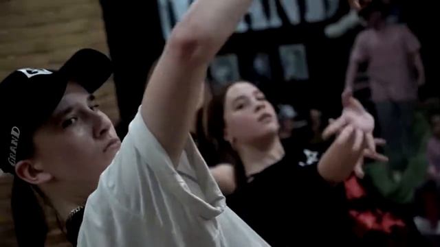 Ансамбль Современного Танца "GranD". Интро. Караганда 2021. смотреть онлайн