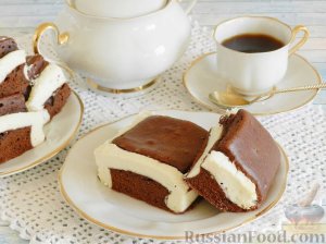 Шоколадные подушечки с творожной прослойкой.
ШОКОЛАДНЫЙ ПИРОГ С ТВОРОГОМ