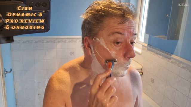 Cien Mens Dynamic 5 Pro Review with shaving tips and help смотреть онлайн
