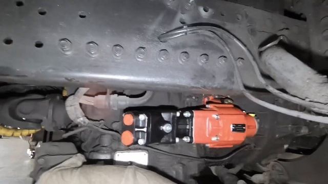 Мастырим гидравлическое включение коробки отбора мощности. Гидрофикация шасси под КМУ HMF A130K2 смотреть онлайн