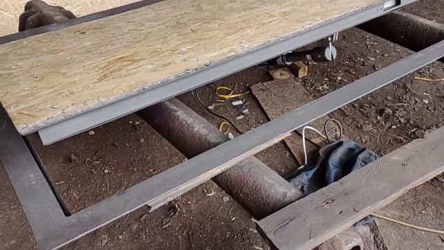 Люк напольный автоматический. 