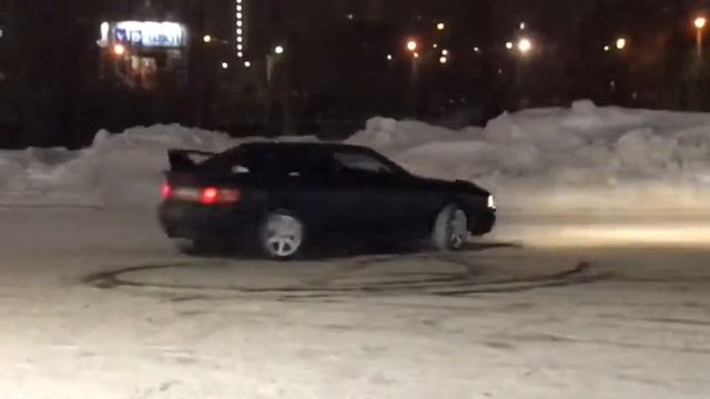 Ауди s2 зимний дрифт смотреть онлайн