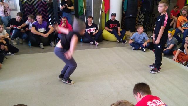 Батл №6 Соло 7-9 лет "Open Breaking Festival 2022" смотреть онлайн