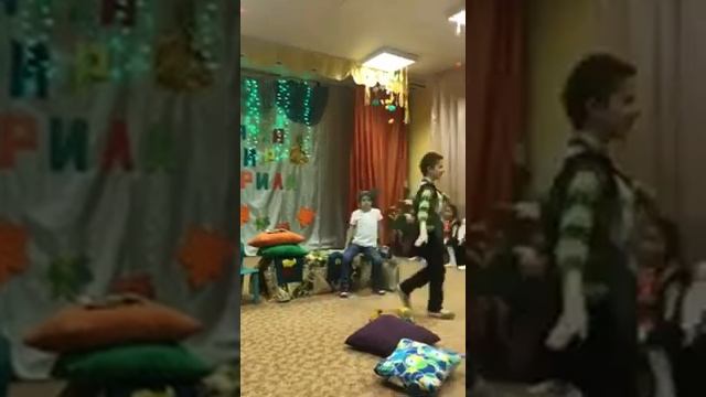 Спектакль "Глупый маленький мышонок" смотреть онлайн