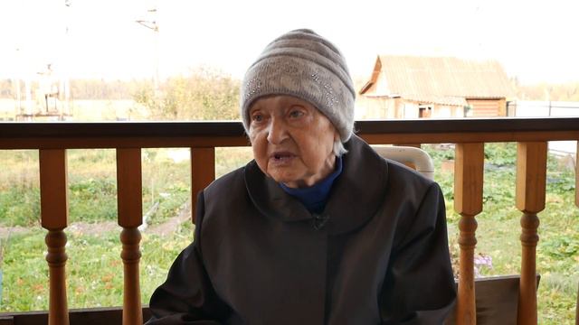80 лет Битве под Москвой. Вспоминает Зоя Антонова - житель д.Горки Киовские смотреть онлайн