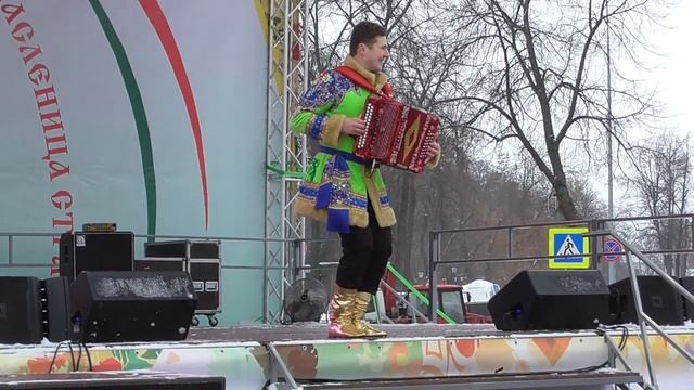 Гармонист-виртуоз Святослав Шершуков (Москва).mp4 смотреть онлайн