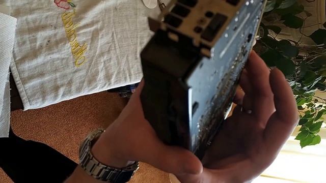 Обслуживание видеокарт Asus RX570 Strix после 1 года майнинга смотреть онлайн