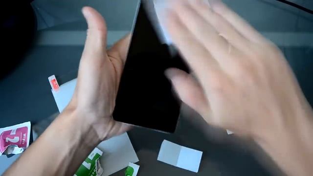 Как наклеить защитное стекло на телефон смотреть онлайн