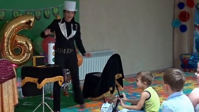 Шоу фокусов Саратов Детский игровой центр Веселая зебра смотреть онлайн