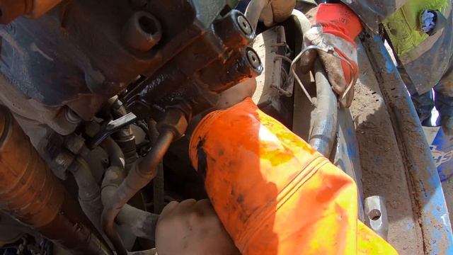 как мы поменяли 8 гидравлических шлангов ранее этой весной смотреть онлайн