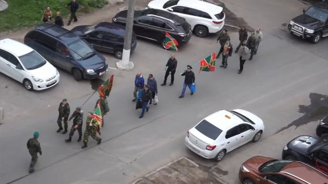 Пограничники шагают по Архангельску смотреть онлайн