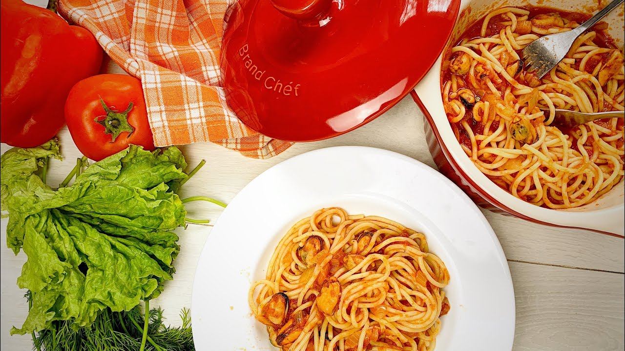 Как Вкусно НАКОРМИТЬ СЕМЬЮ за 15 минут! Спагетти с Мидиями в томатном Соусе смотреть онлайн