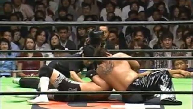 Mitsuharu Misawa & Yoshinari Ogawa (c) vs. Masao Inoue & Akitoshi Saito (NOAH) смотреть онлайн