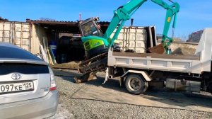 Экскаватор Янмар В3-3А поехал к с своим новым владельцам !