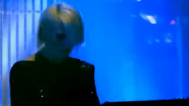 Faithless - Mass Destruction (Live) - Passing The Baton