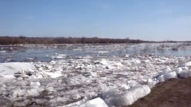 Ледоход на реке ЯЯ смотреть онлайн