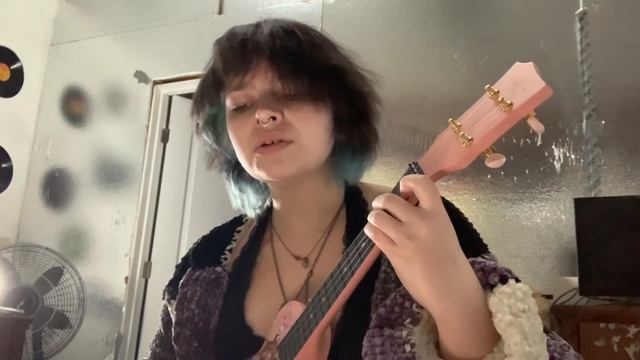 Baby You’re A Haunted House - Gerard Way (Ukulele Cover) смотреть онлайн