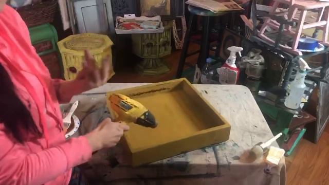 Paint Challenge Day 12: Let’s Play With Milk Paint!🐒🎨 смотреть онлайн