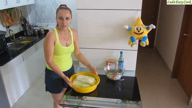КИМ ЧИ по-корейски! традиционная острая корейская капуста How to Make Kimchi KimChi смотреть онлайн