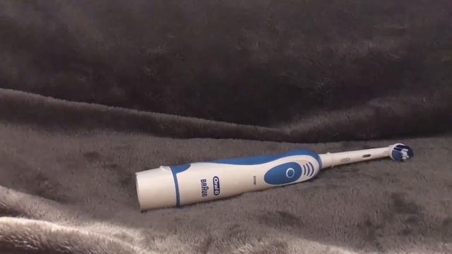 ✅ How To Use Oral B Pro Cleans Precision Toothbrush Review смотреть онлайн