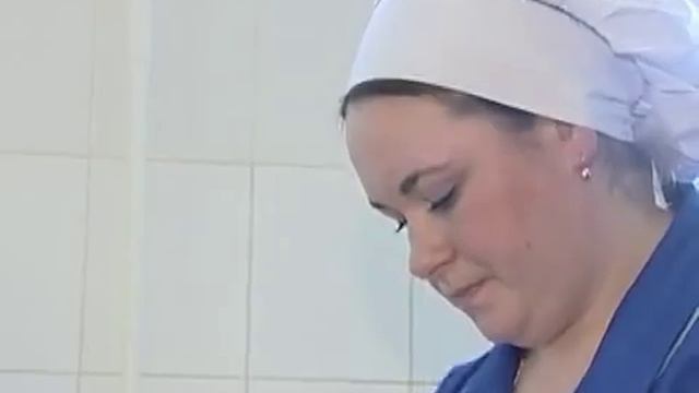 В России начинают отмечать Масленицу смотреть онлайн