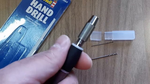 Мини-дрель ручная для масштабных моделей Revell 39064 смотреть онлайн