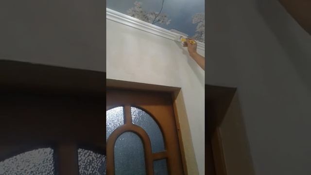 Покраска плинтуса натяжной потолок. смотреть онлайн