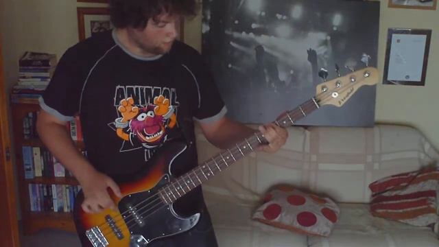 Rammstein- Sonne bass cover смотреть онлайн