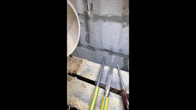 новые резцы..точу чашку из клена.. смотреть онлайн