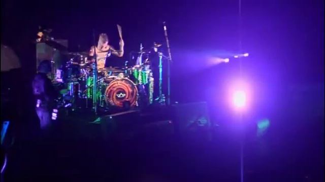 Jeremy Colson (drumsolo) смотреть онлайн