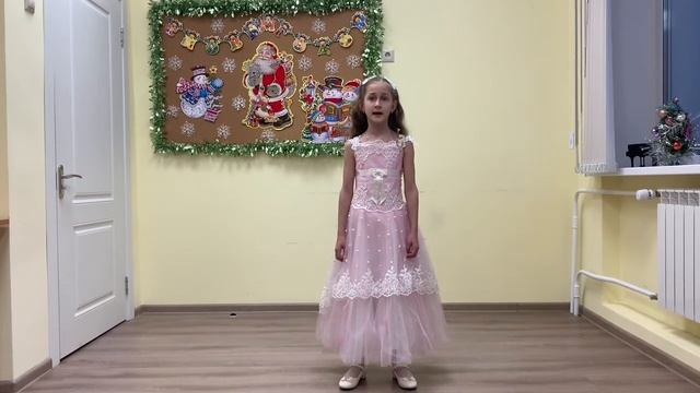 Гребенникова Лилия - М. Парцхаладзе "Возле ёлки" смотреть онлайн