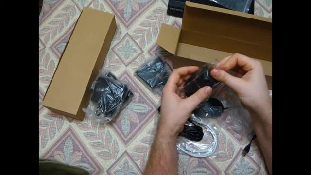 Распаковка NVR комплекта Techege на 8 камер/каналов с 2MP HD IP Wi Fi камерами 1080 P CCTV из кита смотреть онлайн