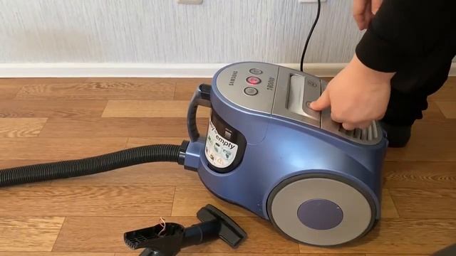 Пылесос Samsung SC8461 смотреть онлайн